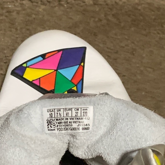 Reebok womens sneaker Sz 10. Worn twice. $55 - Picture 5 of 7